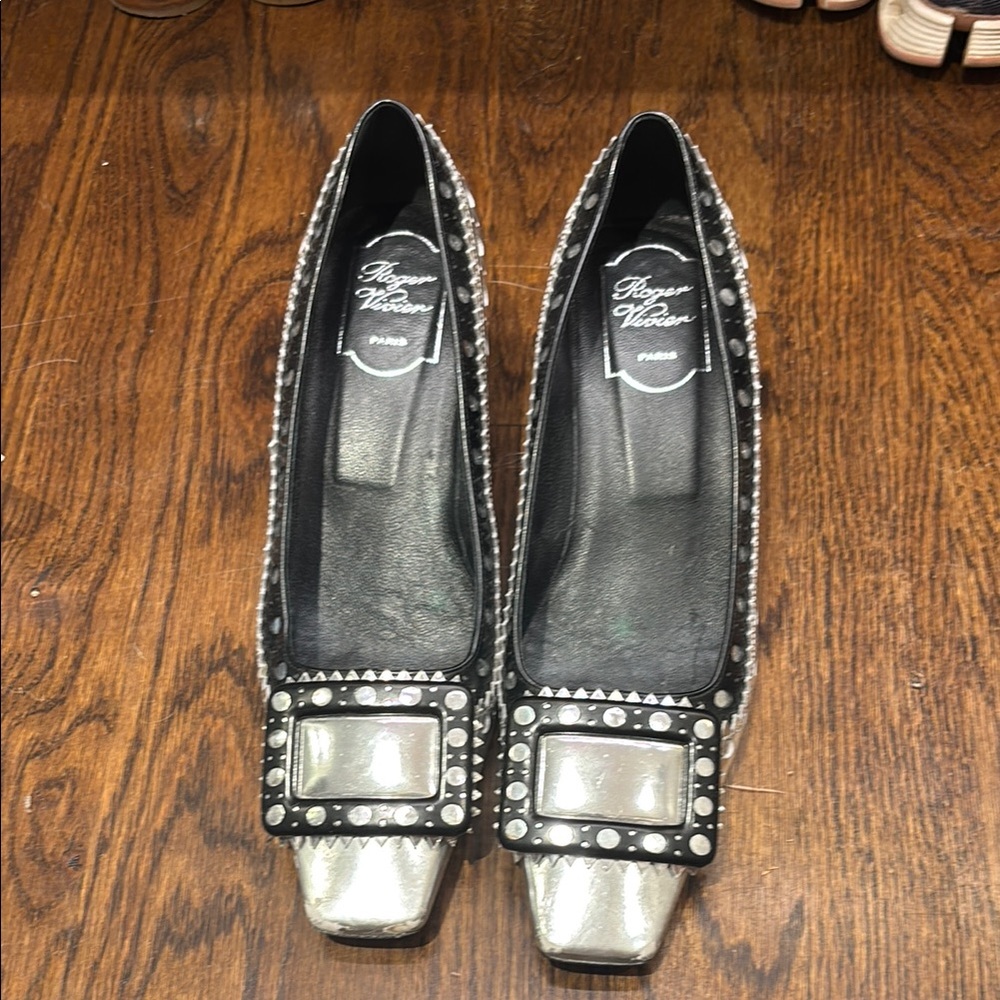 Roger Vivier Black Silver Flats with Modern Square Toe